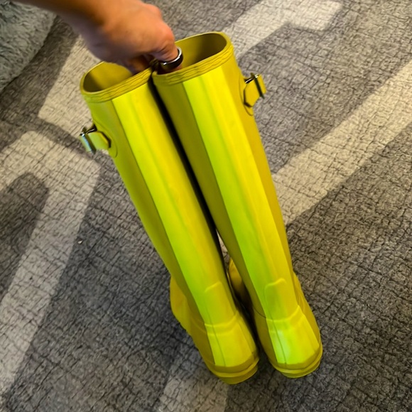Hunter Rain Boots - Picture 2 of 5